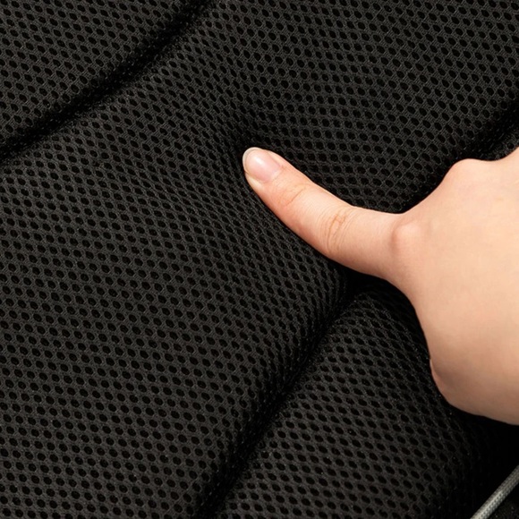 HiDream | Outing Breathable Pet Carrier Backpack - Picture 12 of 13